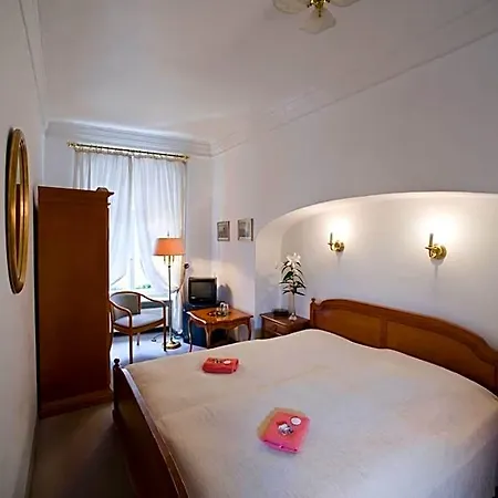 Goldener Hecht Hotel 3*