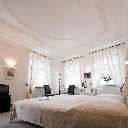 Hotel Goldener Hecht 3*